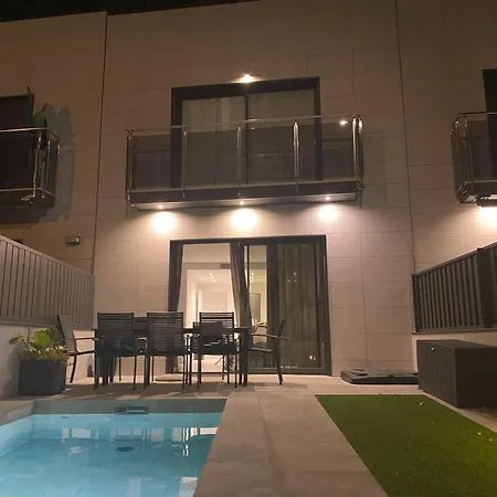 Villa Elegancia Y Confort En Casa Moncerrat