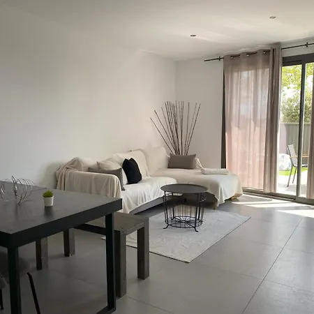 Elegancia Y Confort En Casa Moncerrat