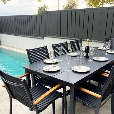 Elegancia Y Confort En Casa Moncerrat * Vilanova i la Geltru